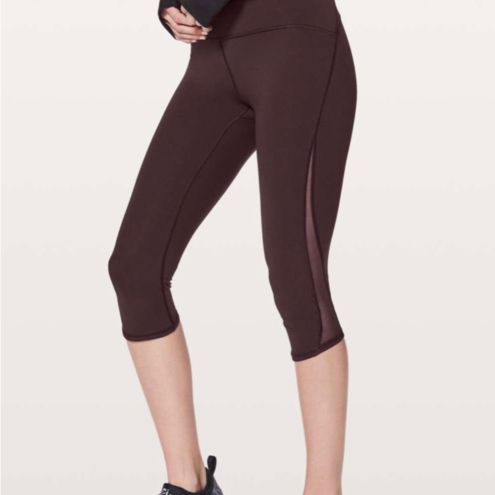Lululemon Train Times Crop 17"
Black Cherry size 6